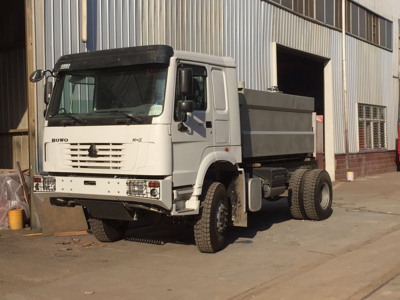 重汽四驅(qū)森林消防車 微信圖片_20171220081652.jpg